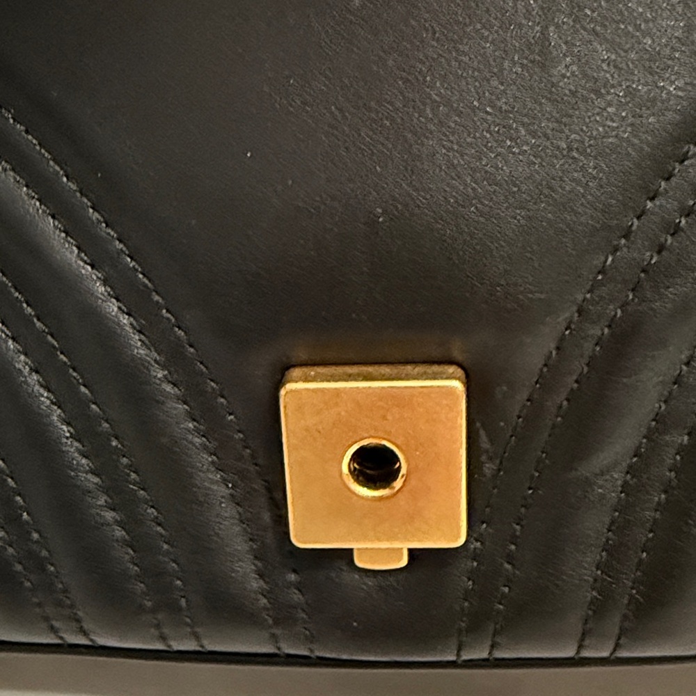 Gucci Black Quilted Marmont w/Gold Hardware - Picture 11 of 16